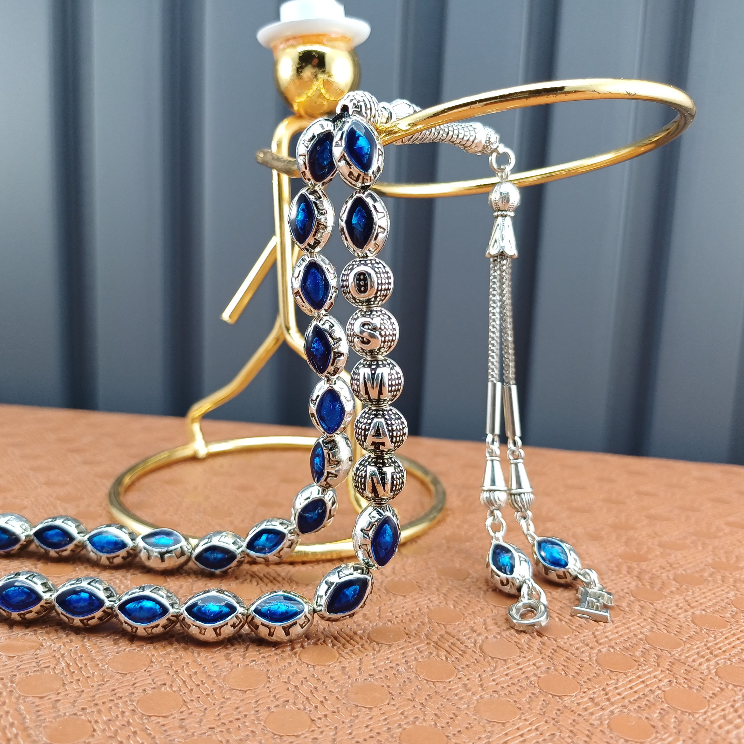 Lacivert Mineli İsimli Alpaka Metal Harfli Püskül Tesbih 