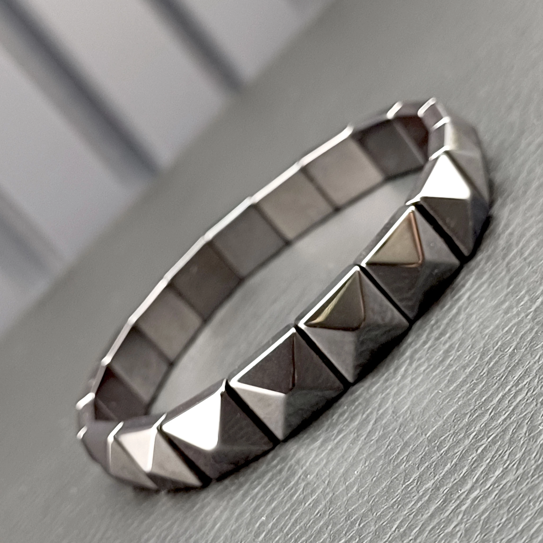 3D Desenli Çift Yönlü Hematit Doğaltaş Rolex Bileklik