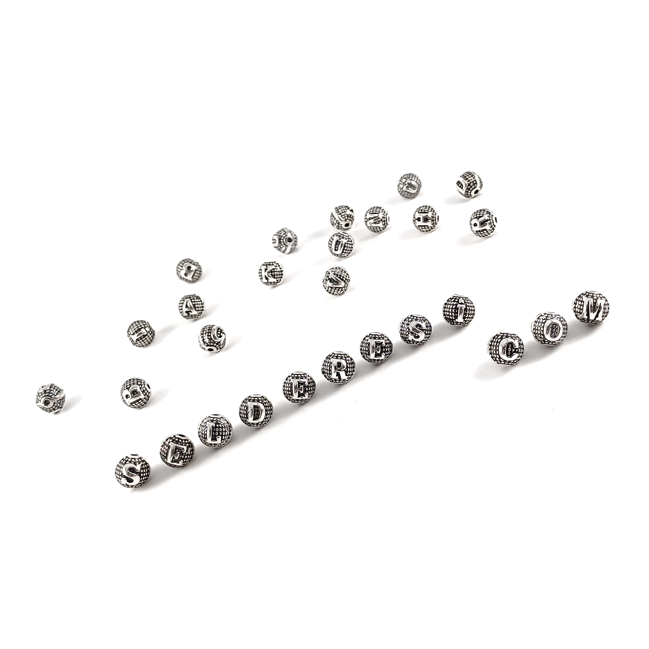 8mm Metal Döküm Harf Yuvarlak Delikli Harf