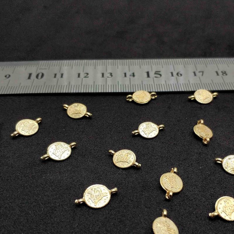 Çift Delik Tuğralı Metal Püskül Süsü Sallantısı